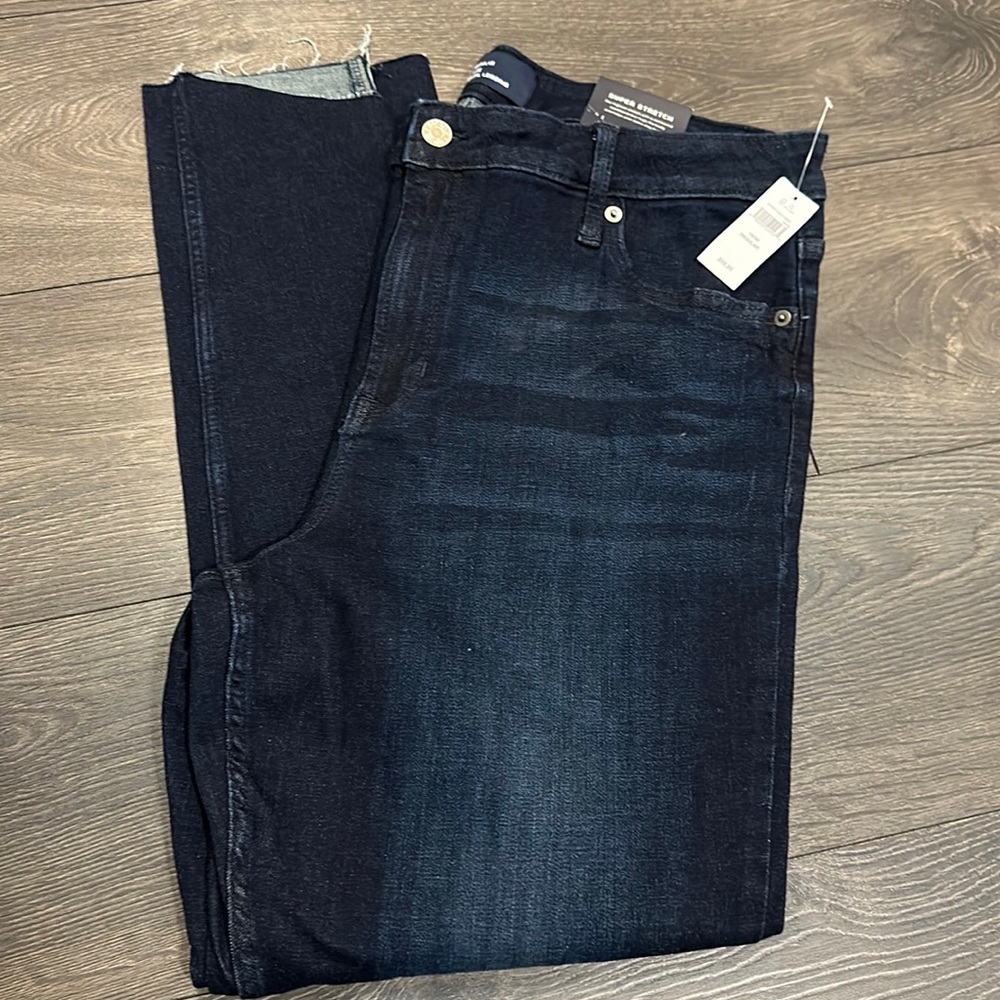 Gap with new with tags super stretch skinny jeans size 18 with raw hem bottom